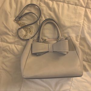 Bested Johnson 3 Compartment Purse